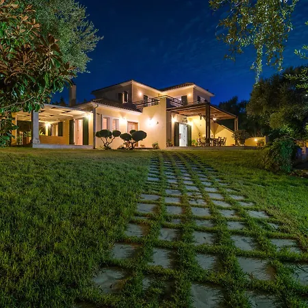 Villa Nina Plános